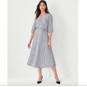 NWT Ann Taylor Checked Midi Wrap Dress‎ Black White Size 6 petite v-neck
